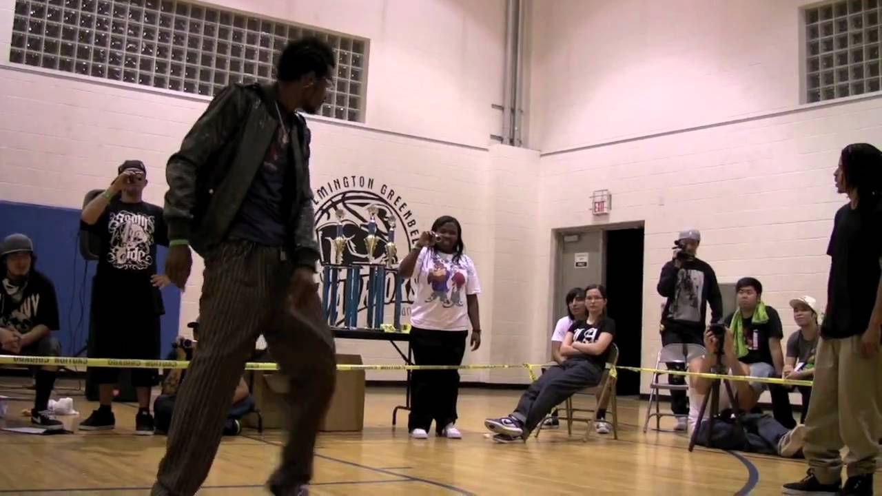 Slim Boogie vs Bender @ Funny Bones Crew 8th Anniversary Jam (08/14/10)