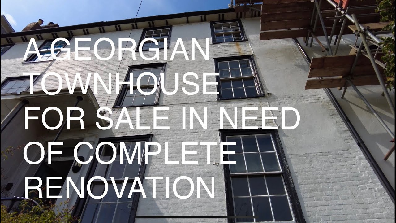 A GEORGIAN TOWNHOUSE IN NEED OF COMPLETE RENOVATION | FOR SALE