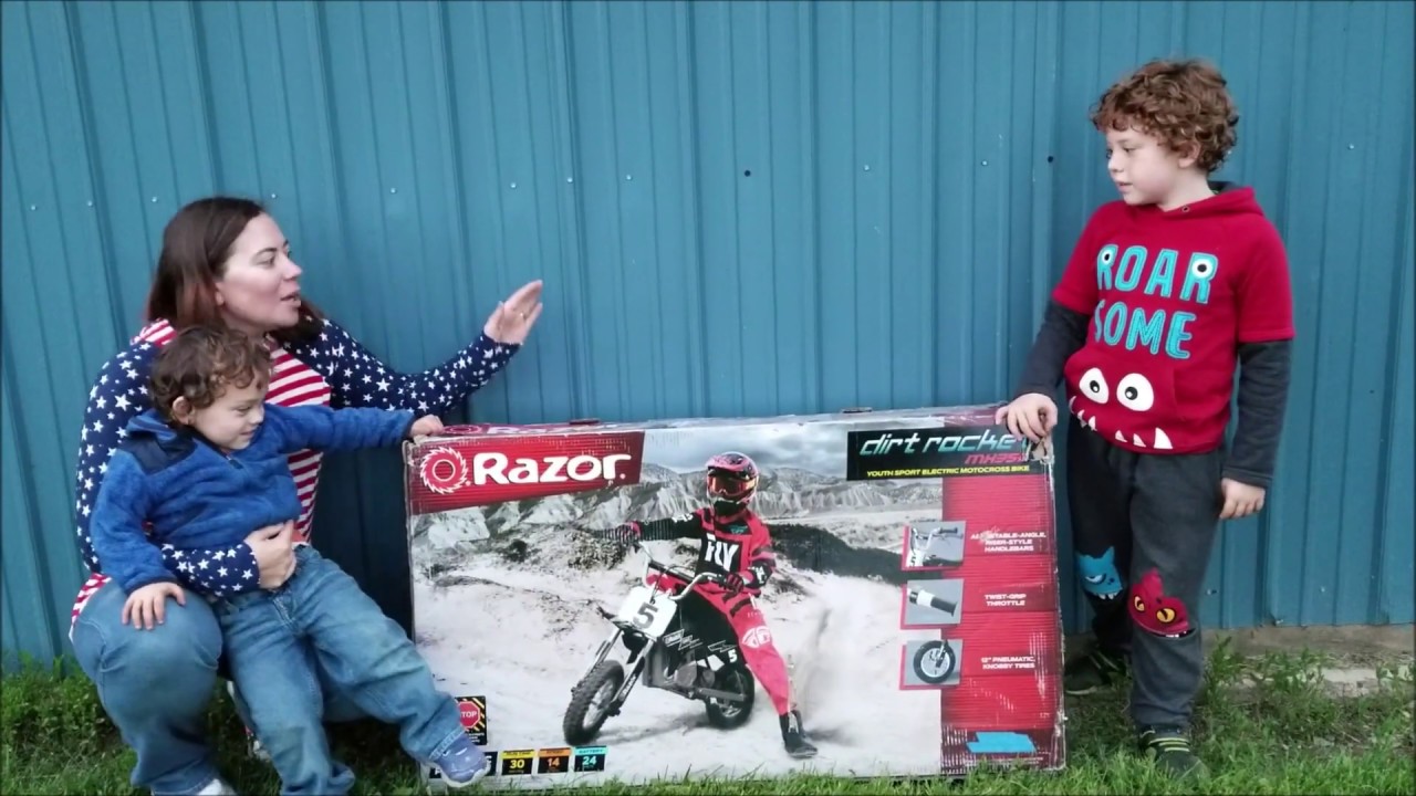 RAZOR MX350 24-Volt Dirt Rocket Electric Motocross Bike unboxing & testing