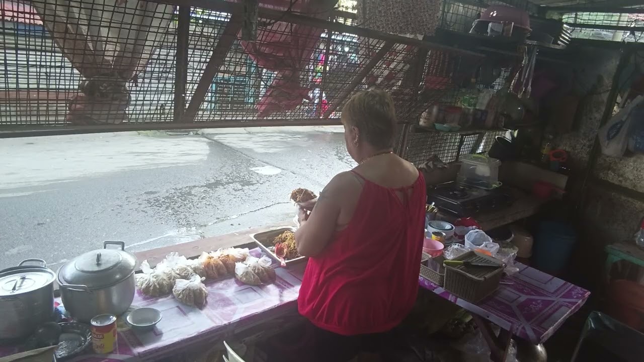 konti nalang ang aming paninda#vlogsvideo#lifeisbutadream#streetfood#ihavethisthingwithplants.