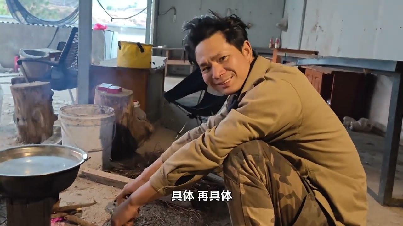 广东小伙一个人出门，流浪三年吃野菜芭蕉心，还债几十万还欠几十万！#认清生活的真相 #依然热爱生活