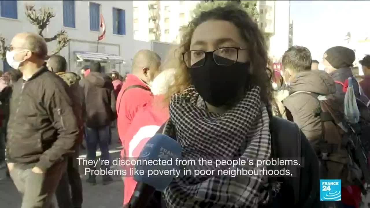 Tunisian protesters march on parliament amid cabinet reshuffle