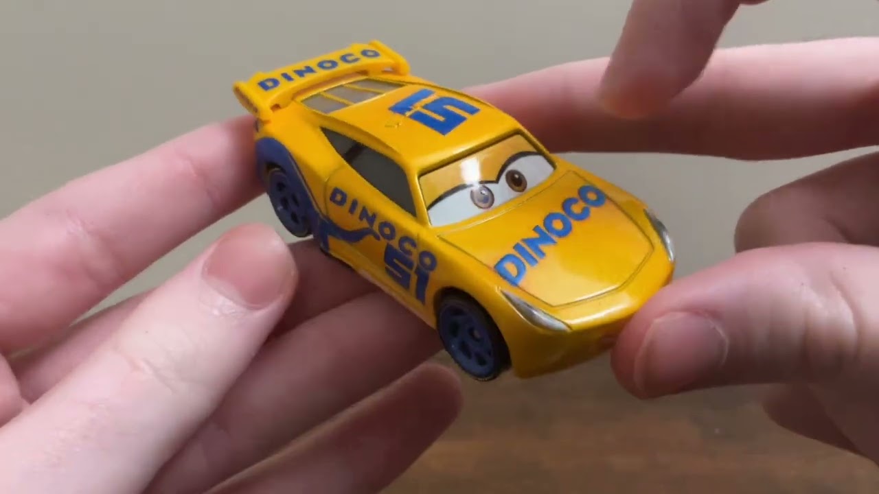 Cars 3 Dinoco Cruz Ramirez Diecast Review!