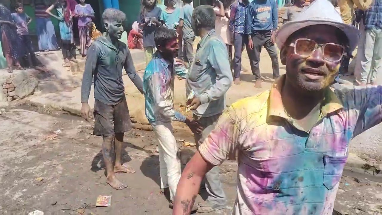 Holi . Song dance.. 🌹🙏🎺🎺🙏