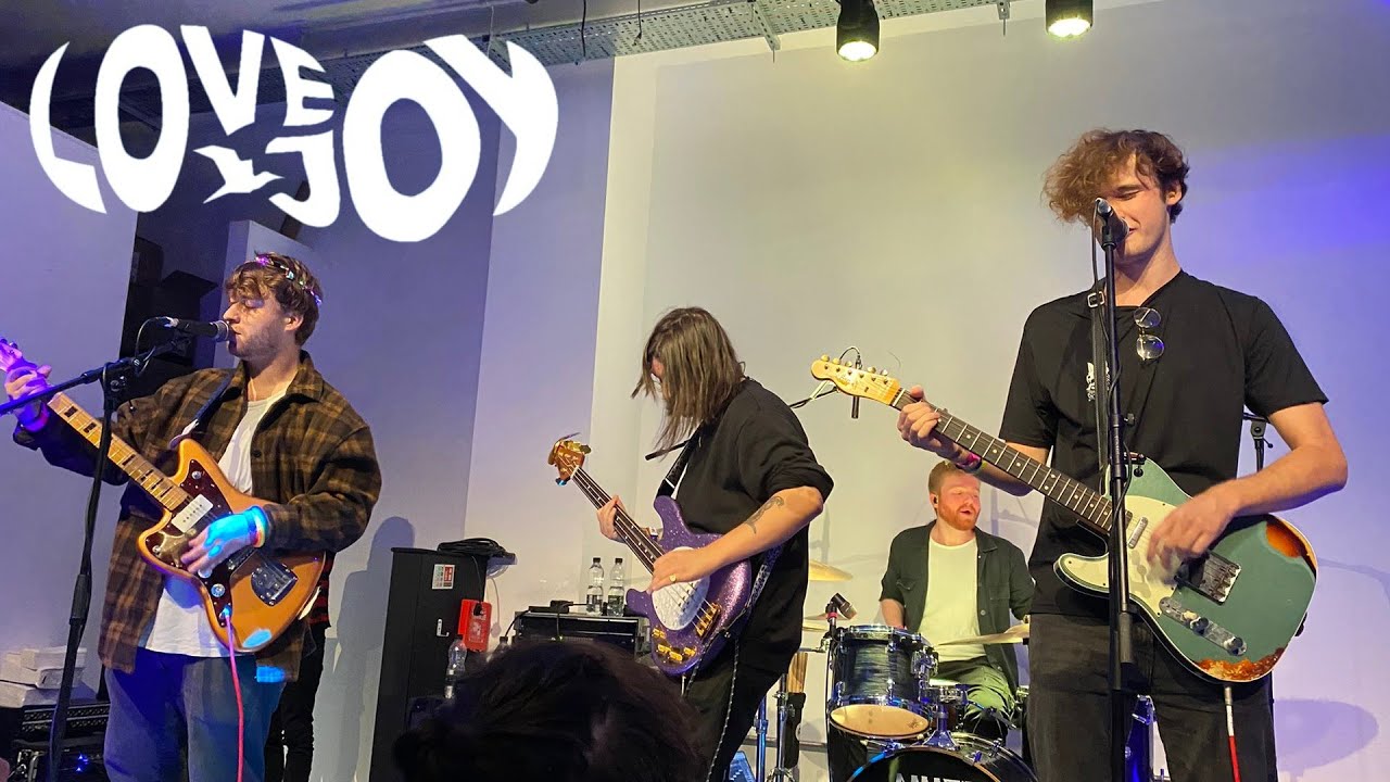 Lovejoy Perform Live On Tour At The 