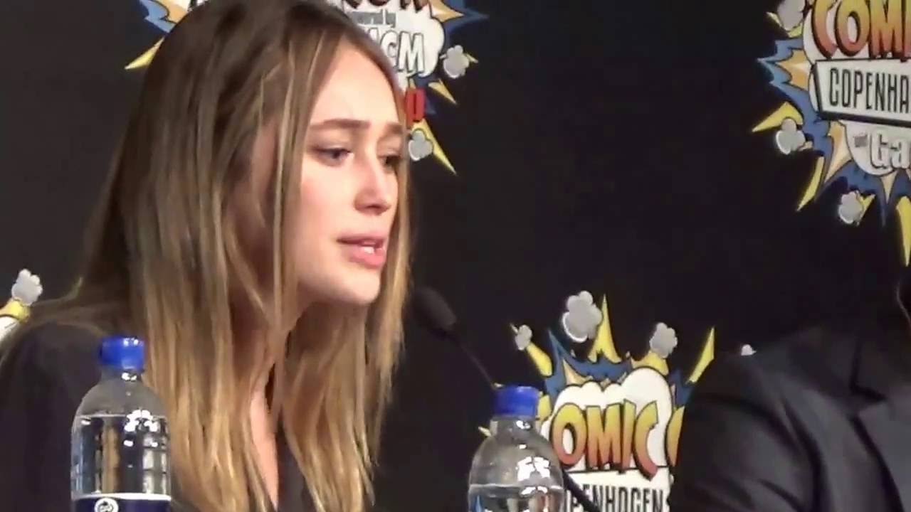 Alycia at the Copenhagen Comic Con (part 2)