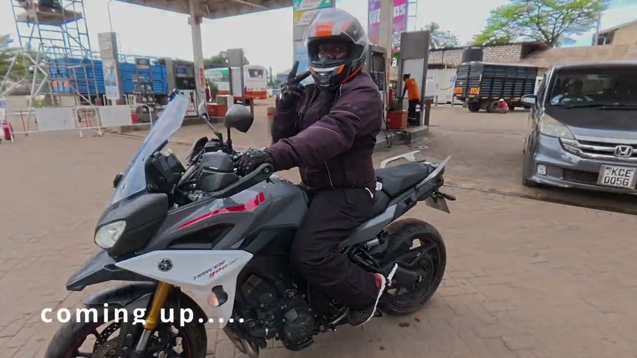 RIDE TO DIANI TO PICK YAMAHA TRACER 900