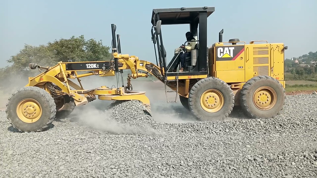 CAT 120GC grader vs CAT 120K  grader , GSB bed making by grader.