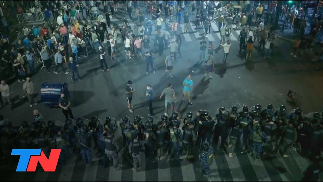 Incidentes en la marcha por el kiosquero asesinado: la policía tiró gases lacrimógenos a los vecinos