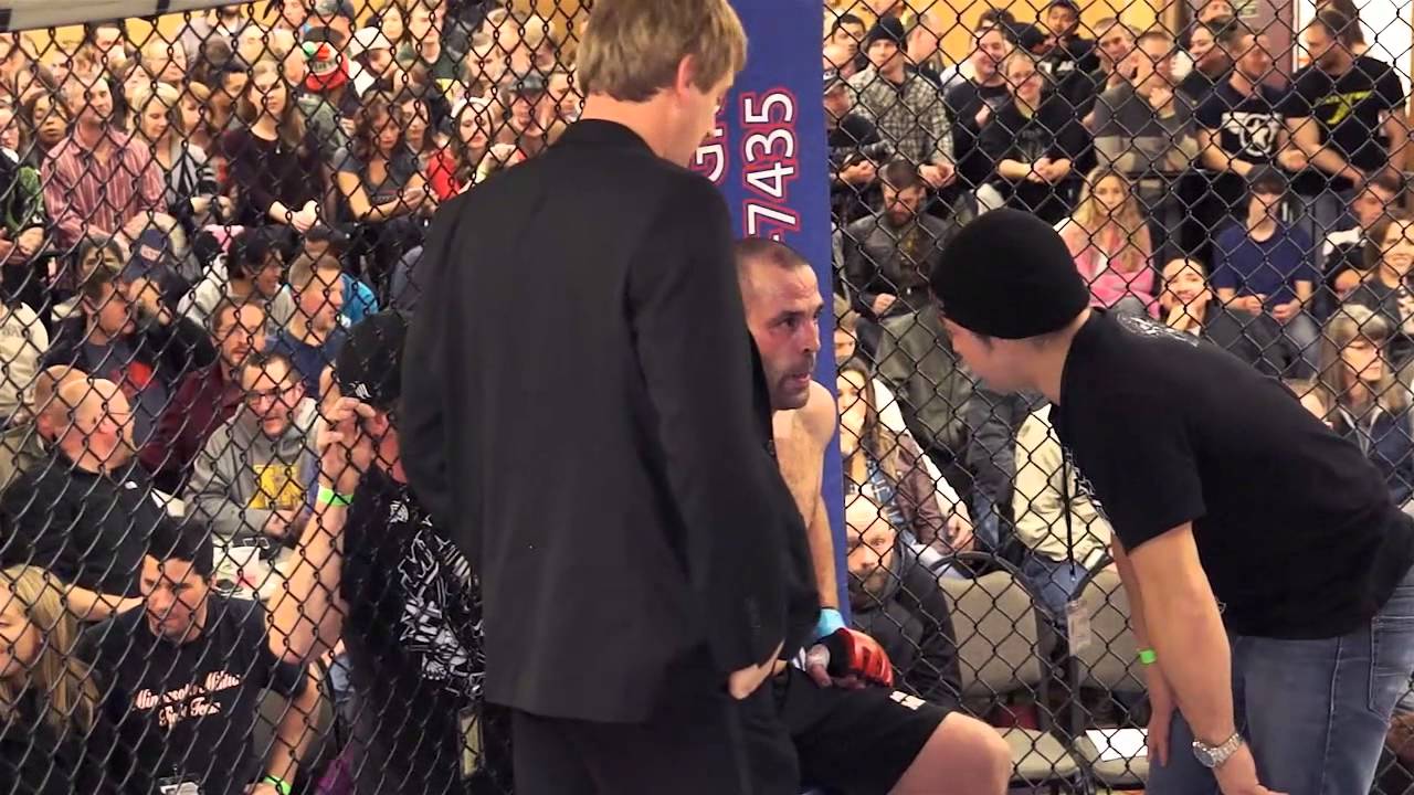 Fight 05   Jay Paulson vs Lucas 