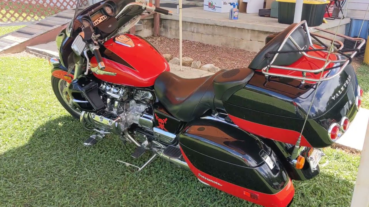 2000 Honda Valkyrie Interstate | Cold Start & Walk Around Vid
