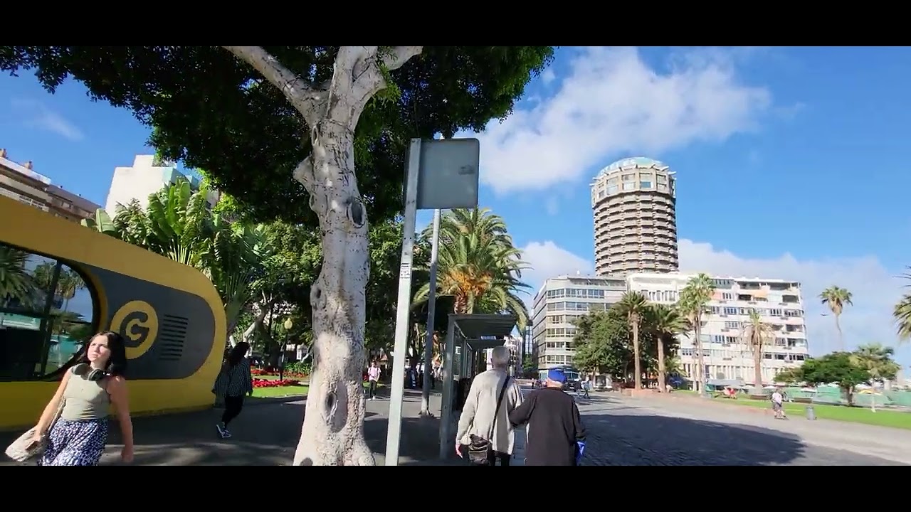 Las Palmas de Gran Canaria. Calle Luis Morote a Parque Santa Catalina. Diciembre 2023