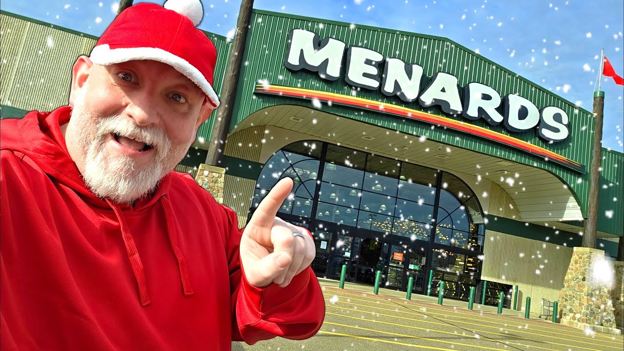 Рождественская деревня LeMax на выставке MENARDS 2025