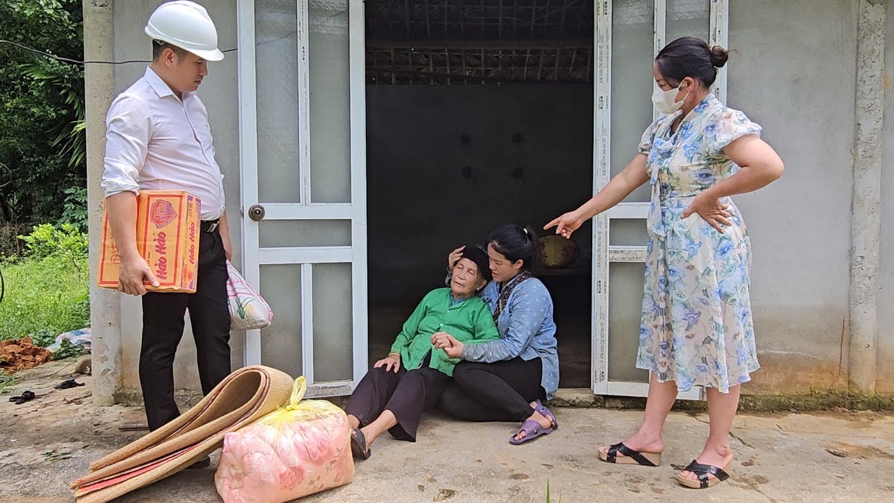 Behind the storm: The noble gesture of CEO Cuong and Ly Tieu Ngoc for an elderly woman living alone.