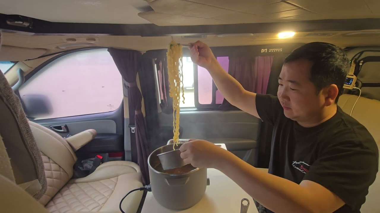 스타렉스캠핑카클럽 스텔스 굴 라면 먹방