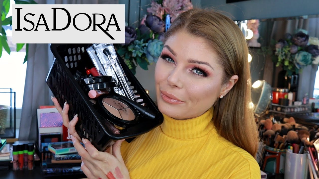 Full Face Of IsaDora With Check-Ins