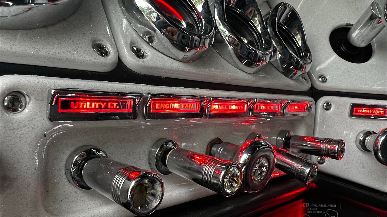 ⚠️ARREGLAMOS las LUCES DEL TABLERO de #freightliner #fld120 y #classicxl ⚠️