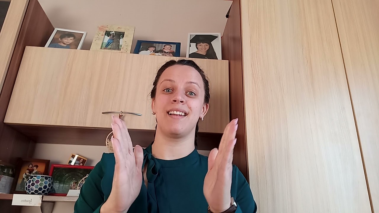 Vabaliukų dainelė. Ropi-ropi-ropinėjam. (PAVASARIS) Dainelė vaikams su judesiais.