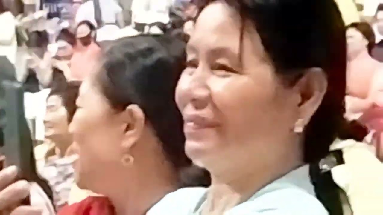 Du lịch ngày bầu cử tại Quảng trường Nha Trang 