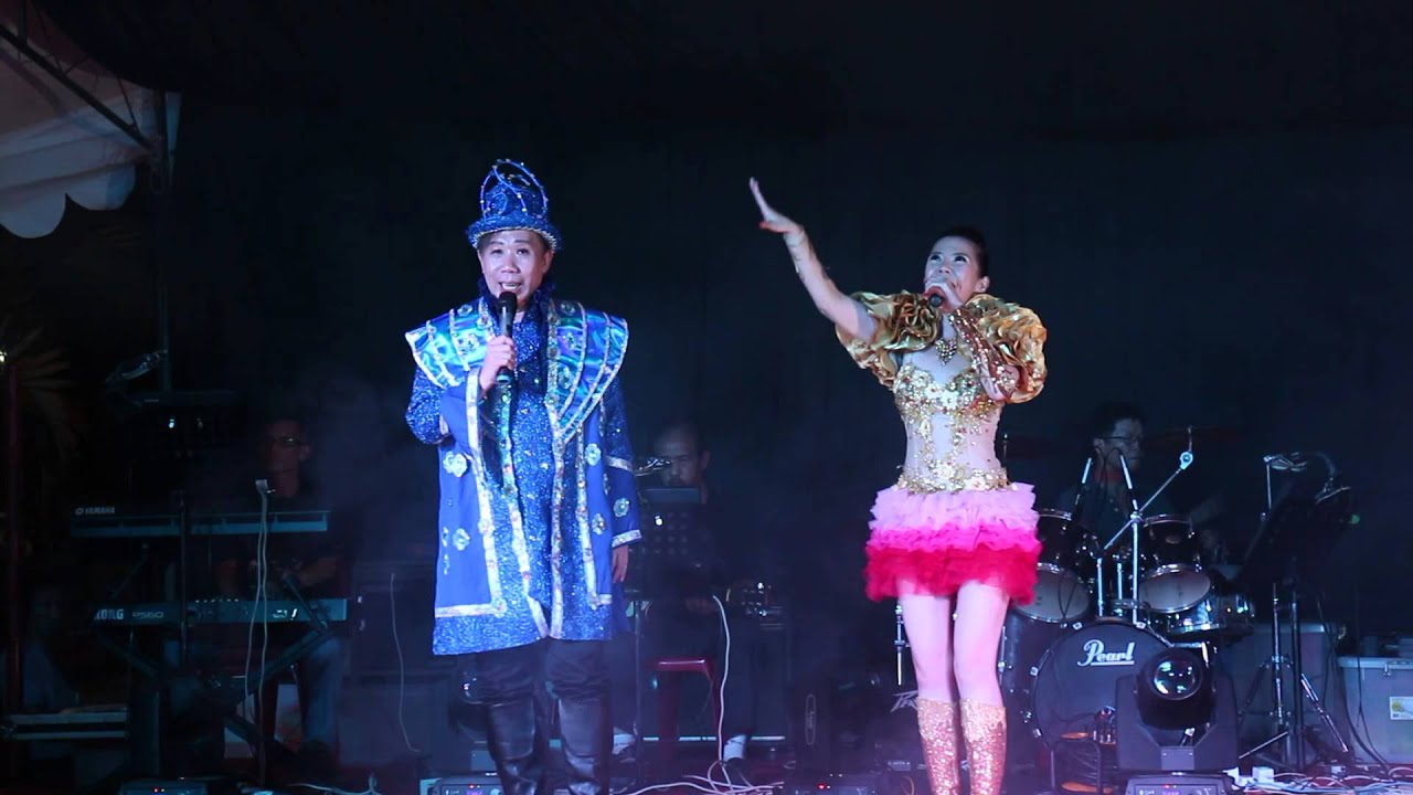 HD 1080P Chloe Lim(林诗玲) and 吕伟伦 - 1 million - Ji Pa Ban - 一百万@ Choa Chu Kang Drive