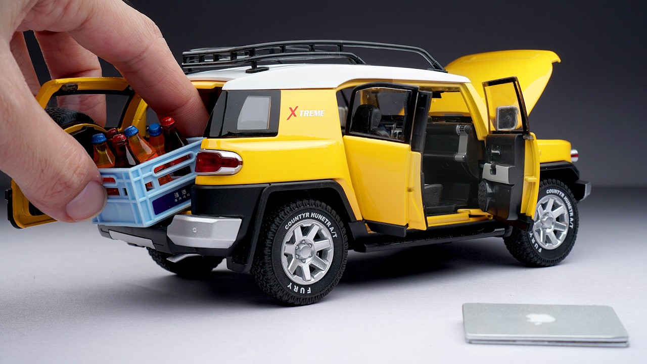 Unboxing of Toyota FJ Cruiser 1:24 Diecast Model Car