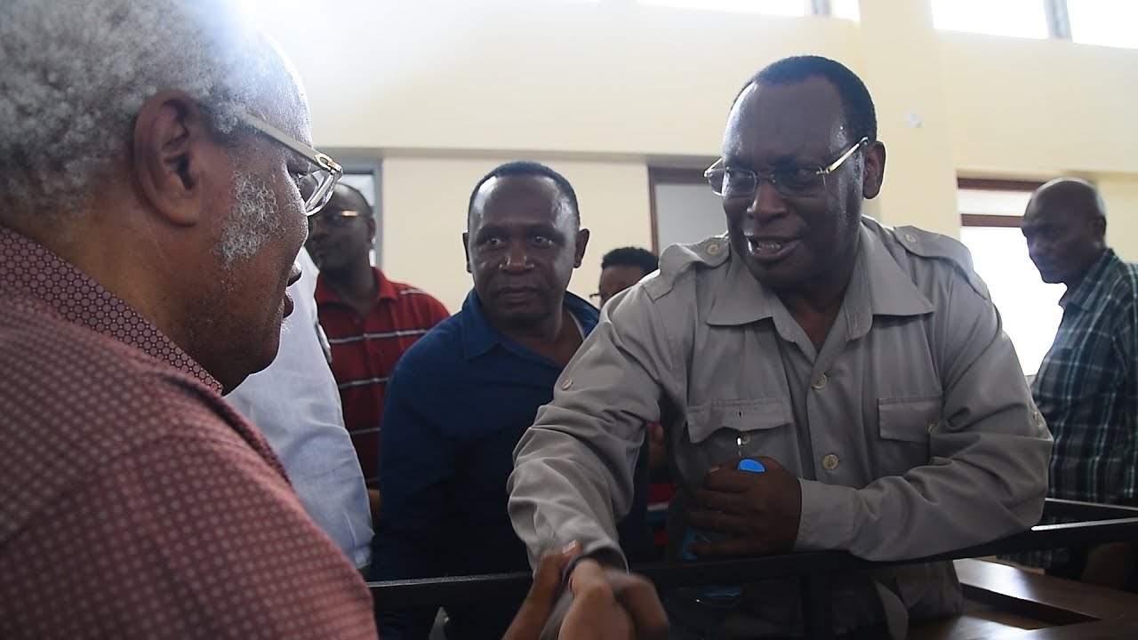 LOWASSA ASHUHUDIA MBOWE NA MATIKO  WAKIPELEKWA GEREZANI