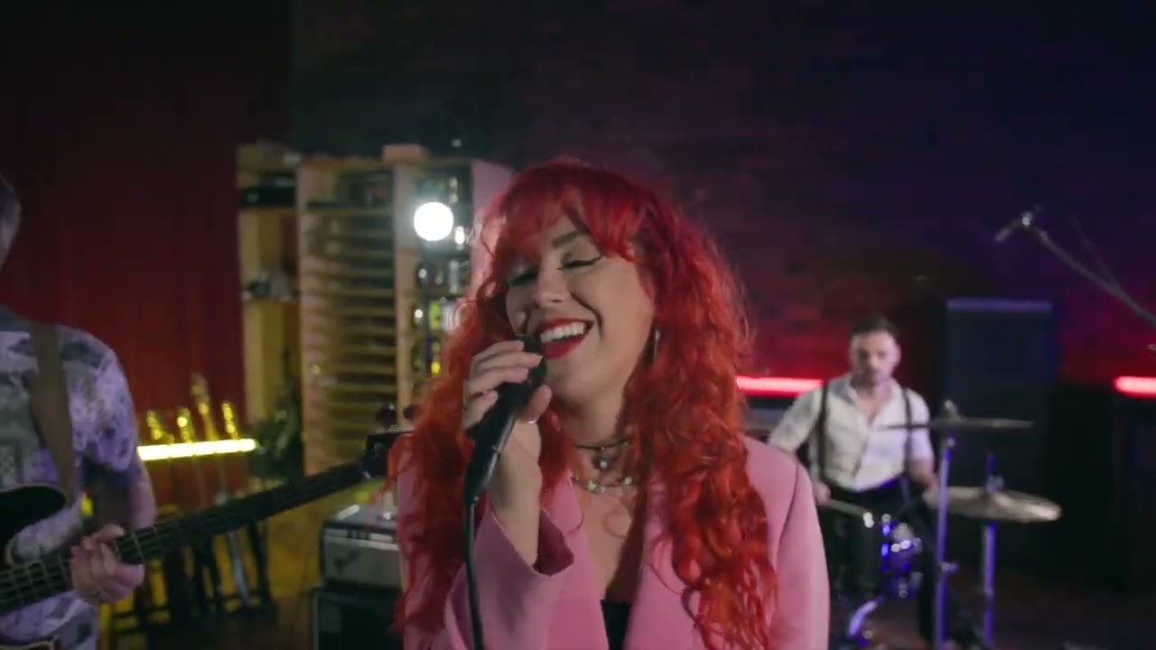 Naomi Singer - Covers Reel