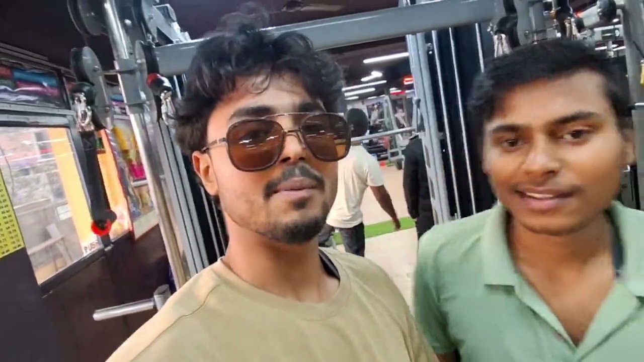 Best workout for chest |  with a lot of fun man 😎 #funny #gym #viral #trending #youtube 