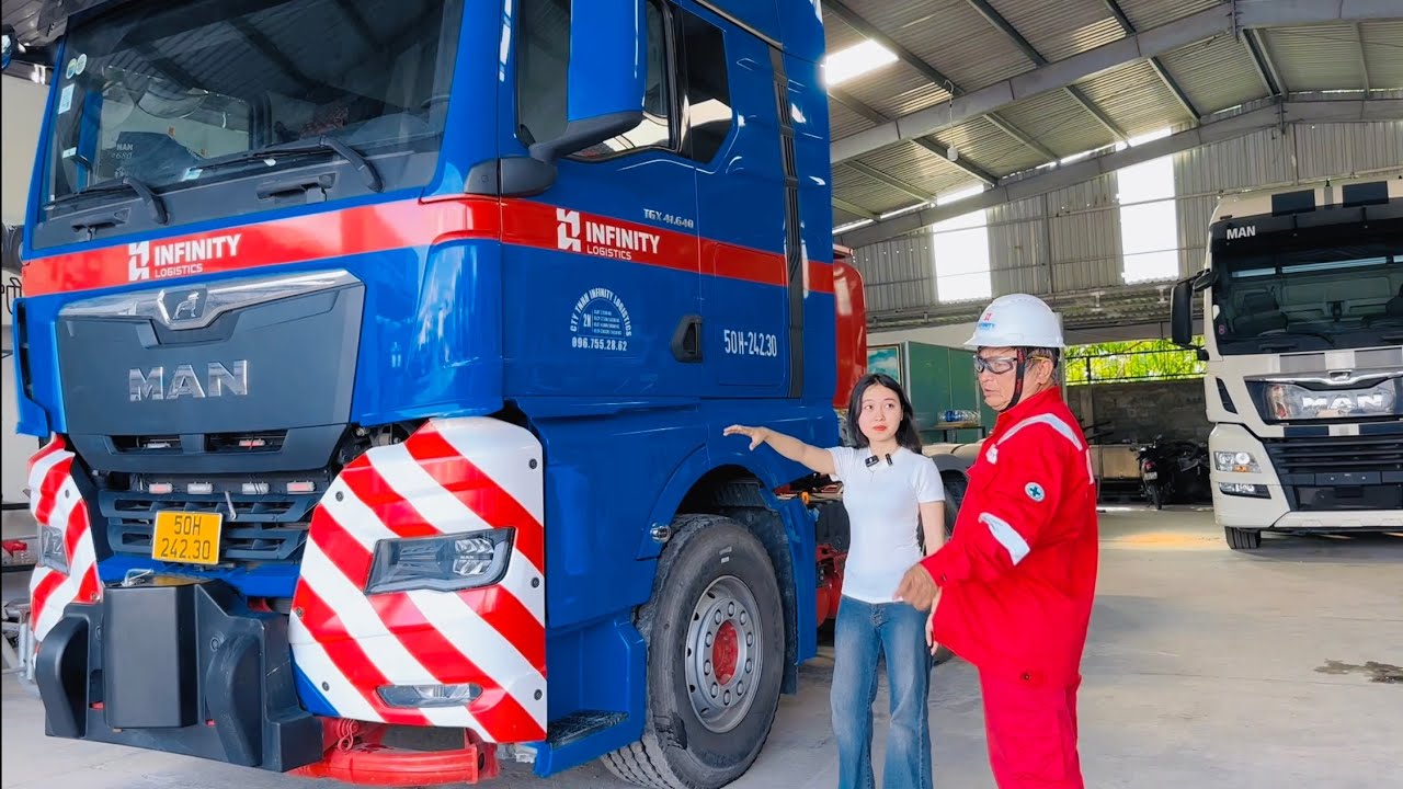 Bắt Gặp Siêu Phẩm Xe Đầu Kéo MAN 10 Tỷ Tại Gara Xe Toàn MAN