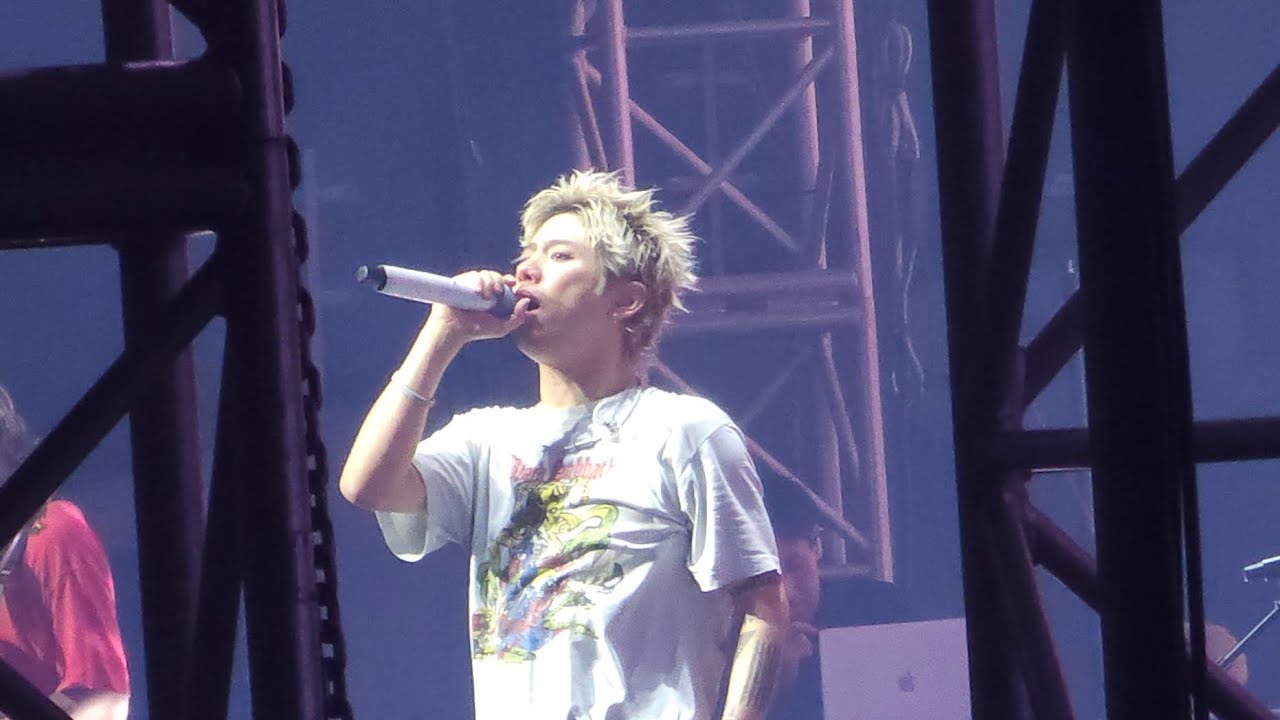 [260228] One Ok Rock - Stand Out Fit In 