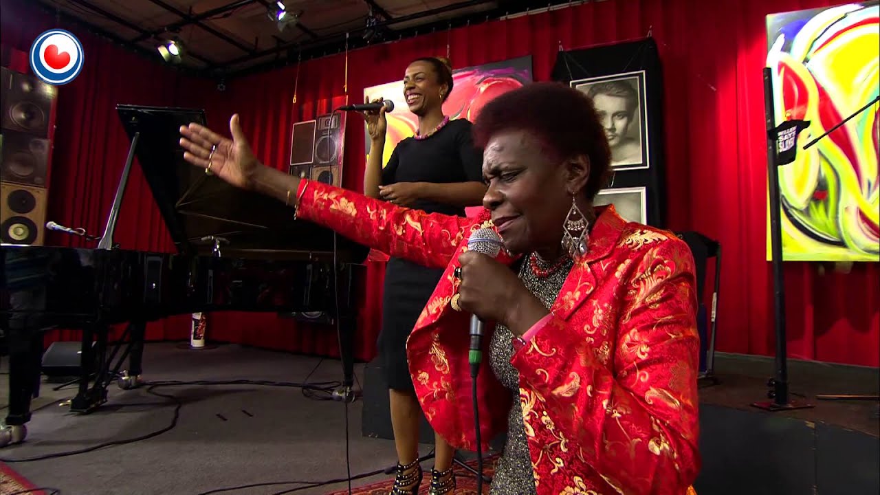 Anne-Marie Hunsel - mi dren (I shall be released) yn Noardewyn Live Omrop Frysl&acirc;n