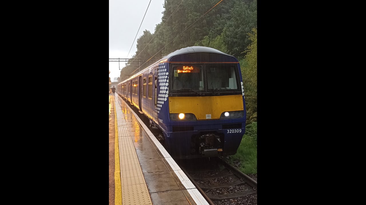 Class 320 wheelslip!!