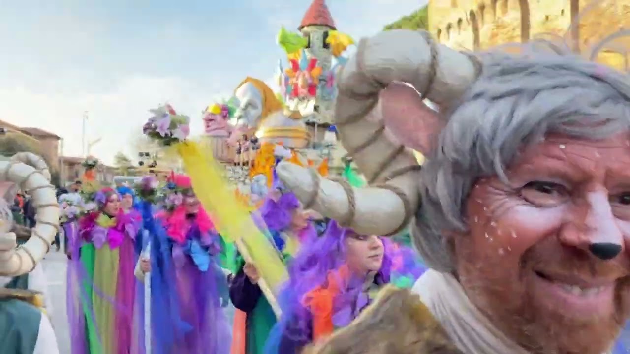 Carnevale di Fano 2025 - Uscita, Montaggio e Sfilata dall'alba alla notte