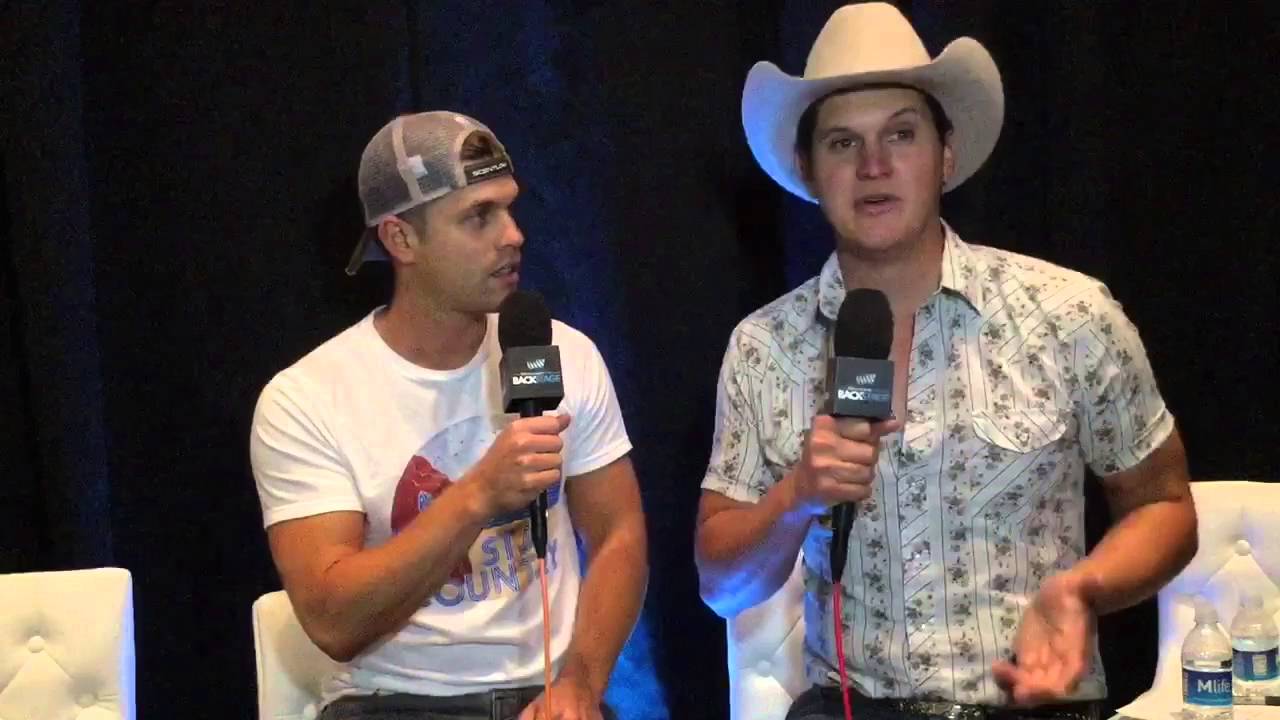 Jon Pardi with Dustin Lynch at 51st ACMs