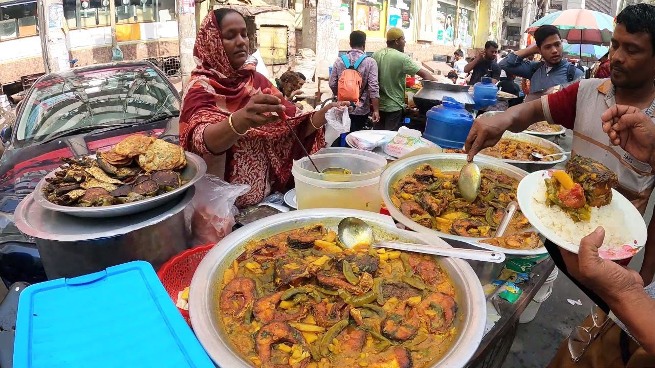 Cheapest Roadside Unlimited Meals at Dhaka Street ! Bangladeshi Street Food in Dhaka Banani