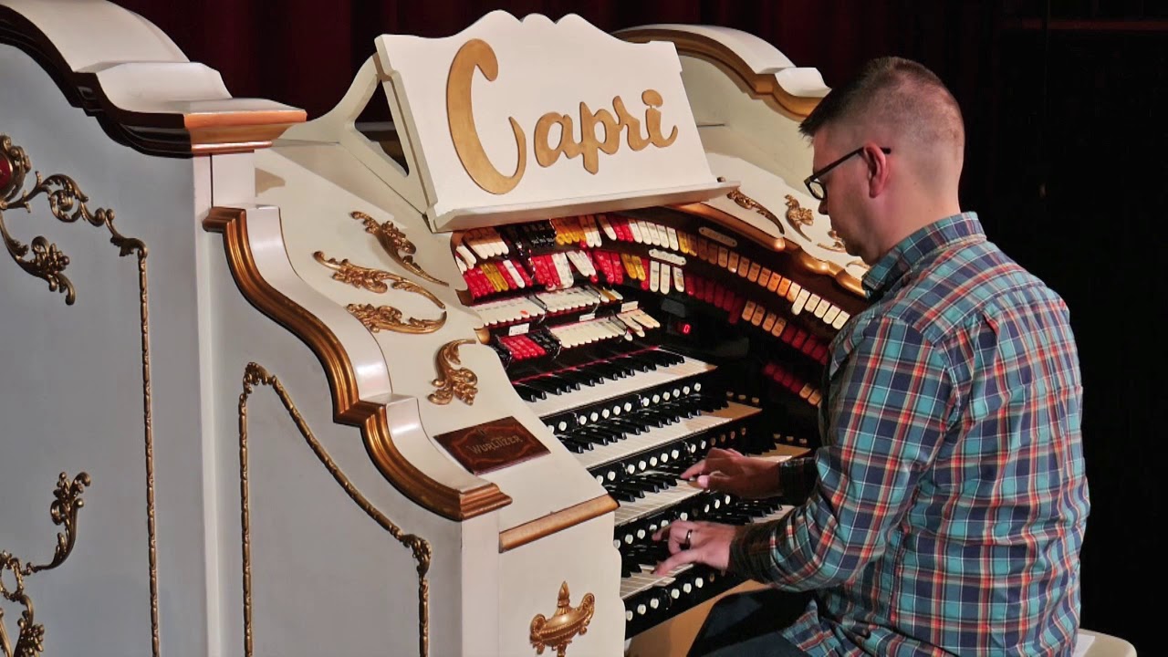 Justin Stahl plays "Africa"