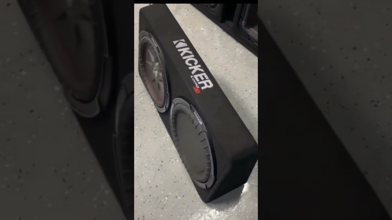 Kicker slim Box Double #shorts #viralvideo #shortsfeed #viral #car #kicker #audio #music #viral