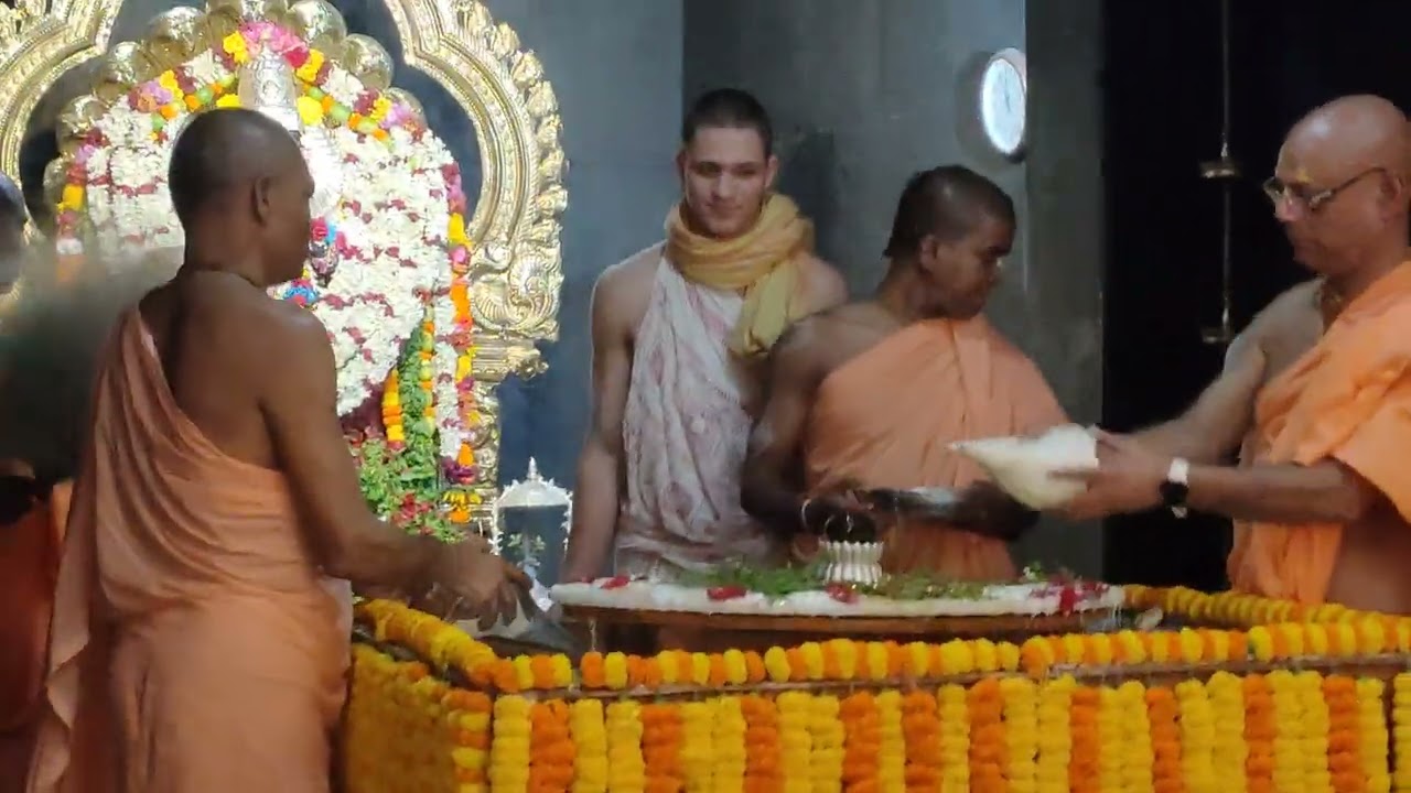 Wow! Srila Viswanath Chakraborty Thakurs Worshipped Shaligram Sila Installed in Nrisimha Temple Altr