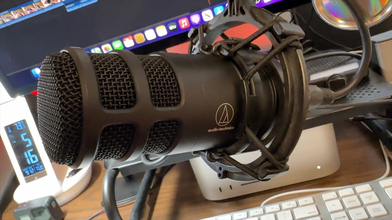 Audio-Technica AT2040 Hypercardioid Dynamic Podcast Microphone