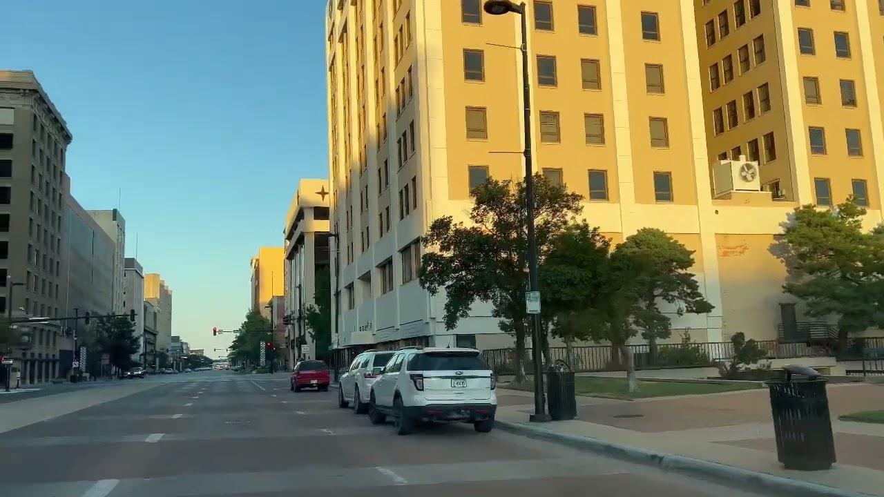 ✅ Crossing Around of Wichita Kansas/  Mostrando Los apartments de renta del Rio.