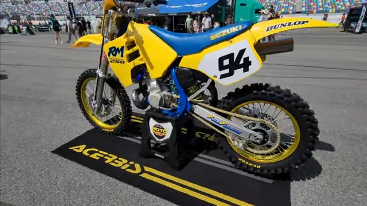 LEGENDS AND HEROES MOTO MUSEUM DAYTONA SX 2023