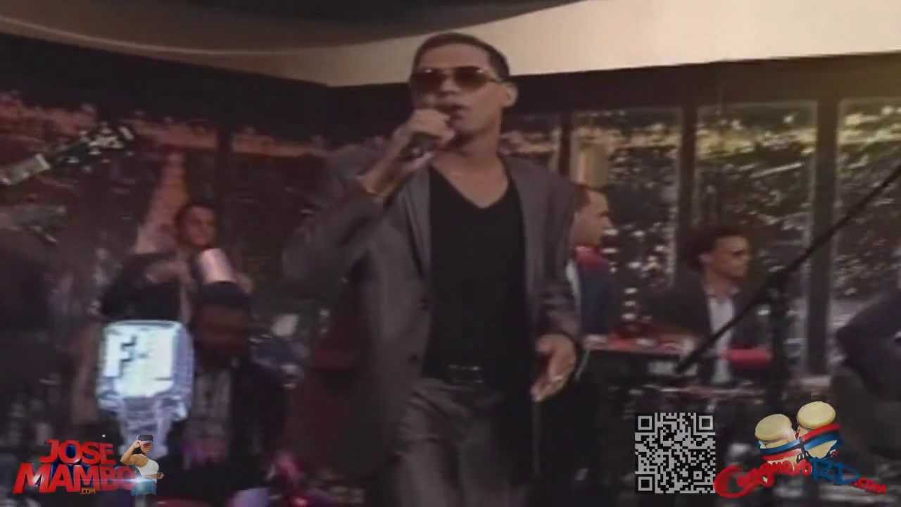 Raulin Rodriguez - La Loca 'En Vivo' (@QueNoche15) @CongueroRD @JoswMambo