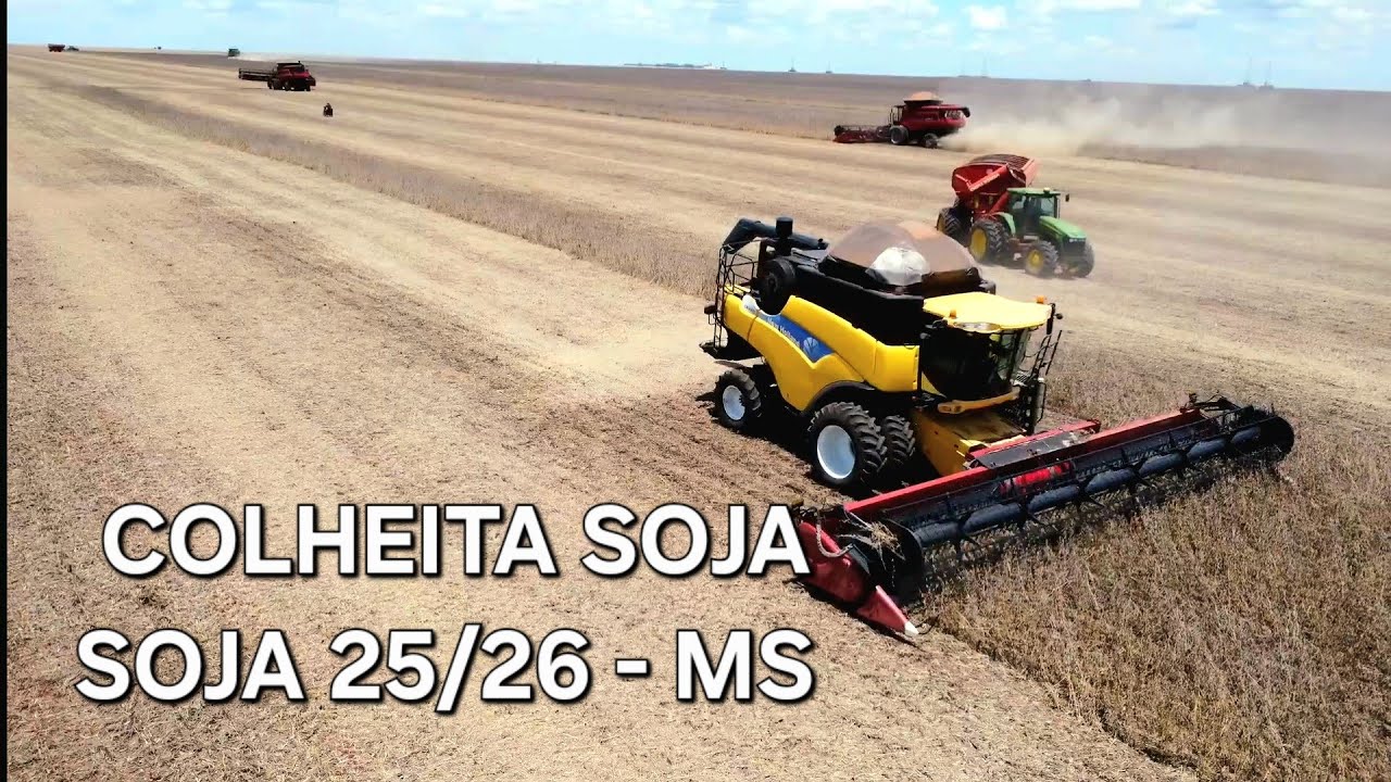 COLHENDO UMA SOJA BOA COM DEZ COLHEITADEIRA JOHN DEREE /CASEIH E NEW HOLANDO NO MATO GROSSO SUL#AGRO