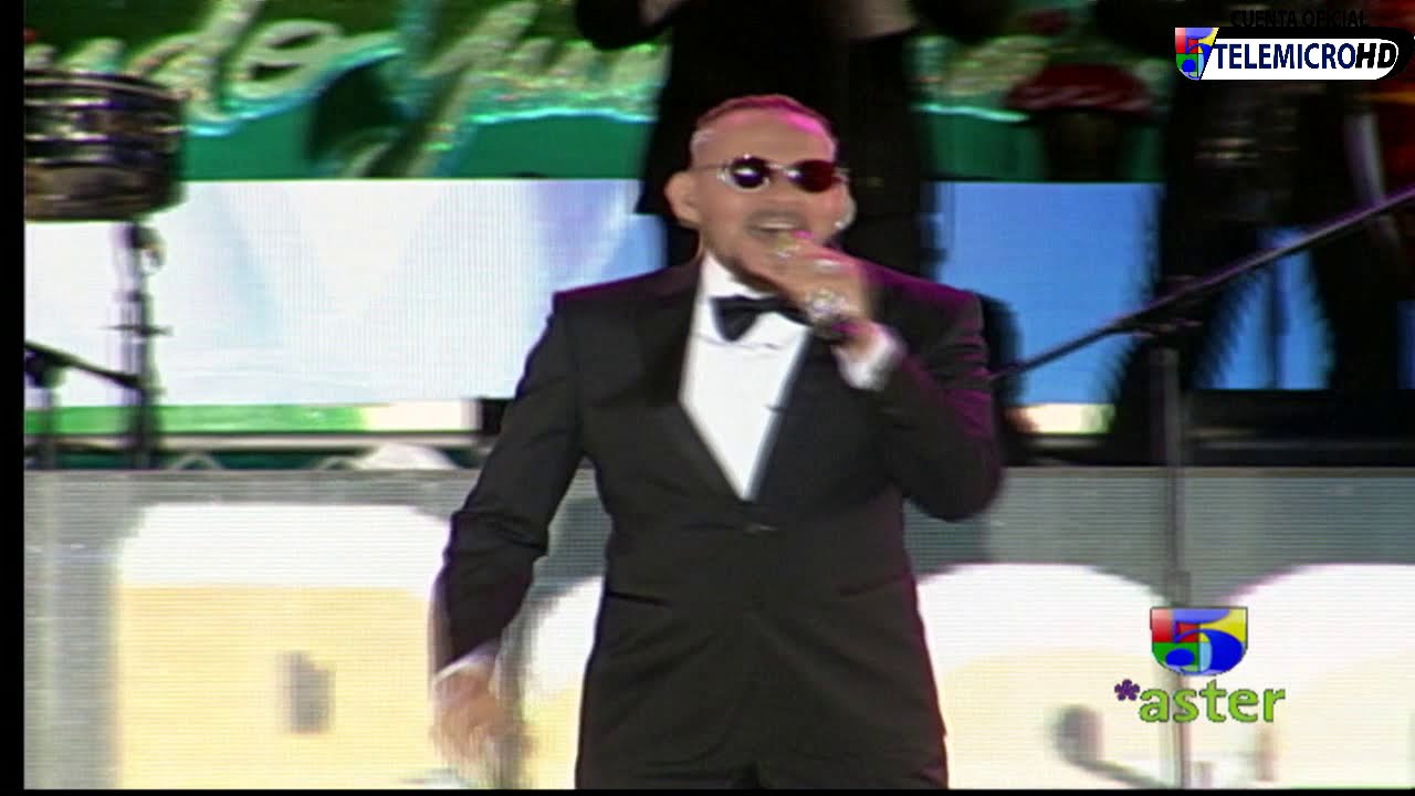 Fiesta Fin De Año de Telemicro 2015: Toño Rosario