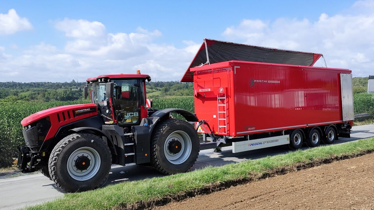 Fastrac mit Peischl Schubboden Tridem &ndash; Kraft, Volumen, Autobahn