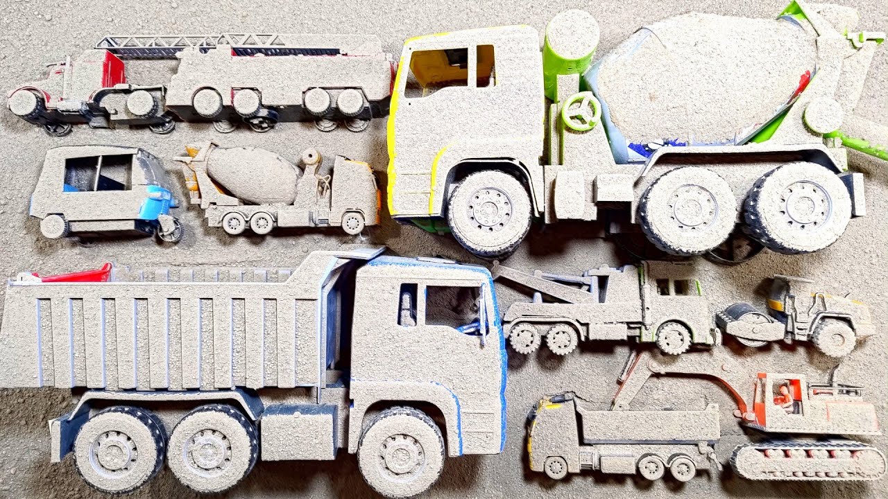 Temukan Mobil Mobilan Terkubur dan Membersihkan Truk Besar Dumptruk Truk Molen Besar Truk Derek