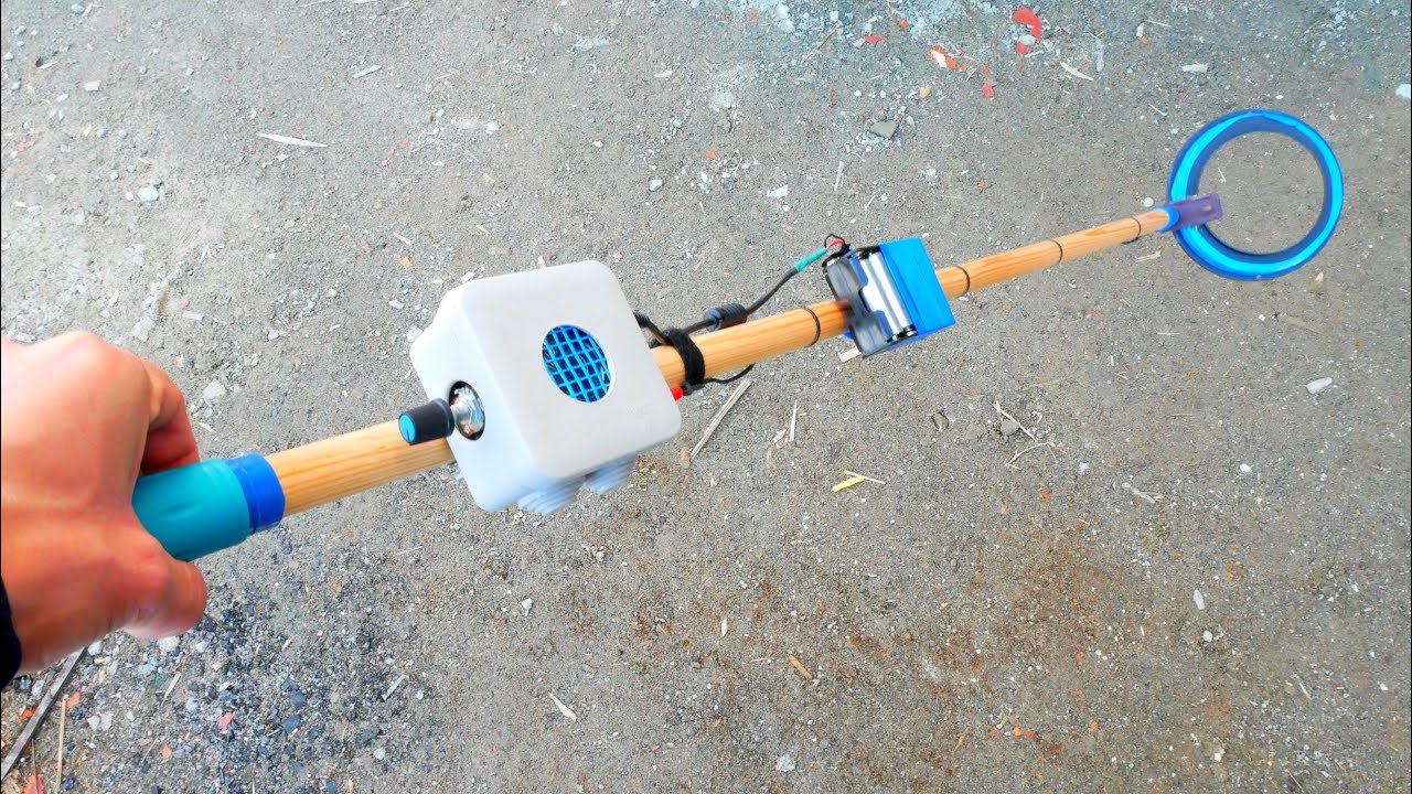 How to Make METAL DETECTOR - I Found something strange in my backyard