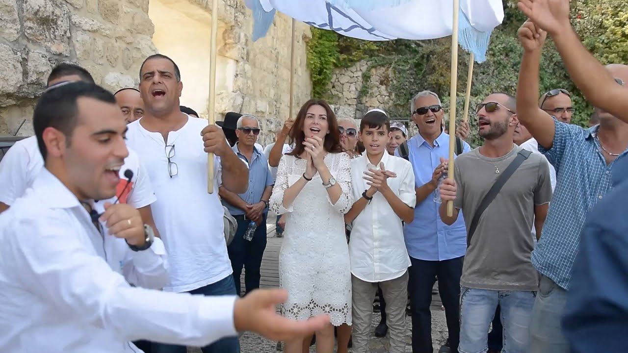 בני רוזנר הפקות - בר מצווה בכותל. קליפ 7