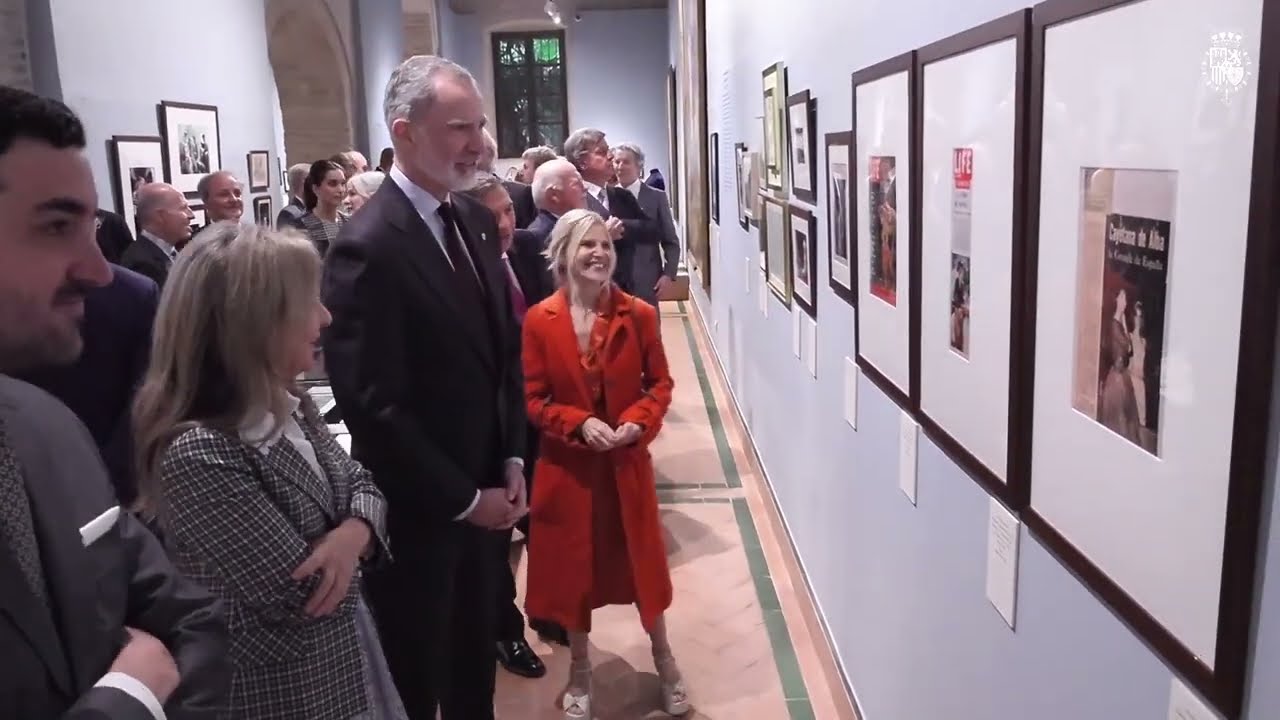 S.M. el Rey inaugura la exposición “Cayetana. Grande de España”