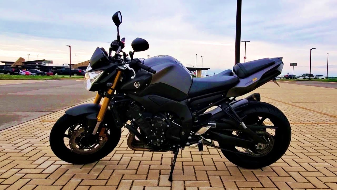 Yamaha FZ8 Review